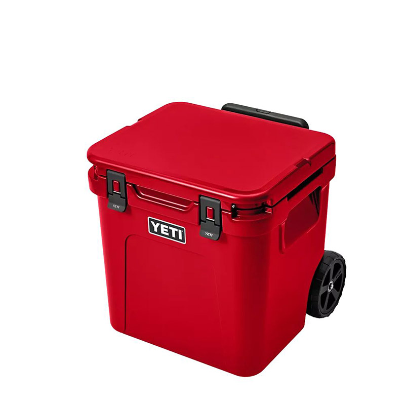 YETI ROADIE 48 WHEELED COOLER